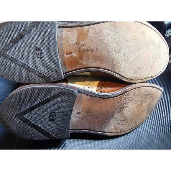 Allen Edmonds Broadstreet wingtip mens 10.5 B - Picture 7 of 7